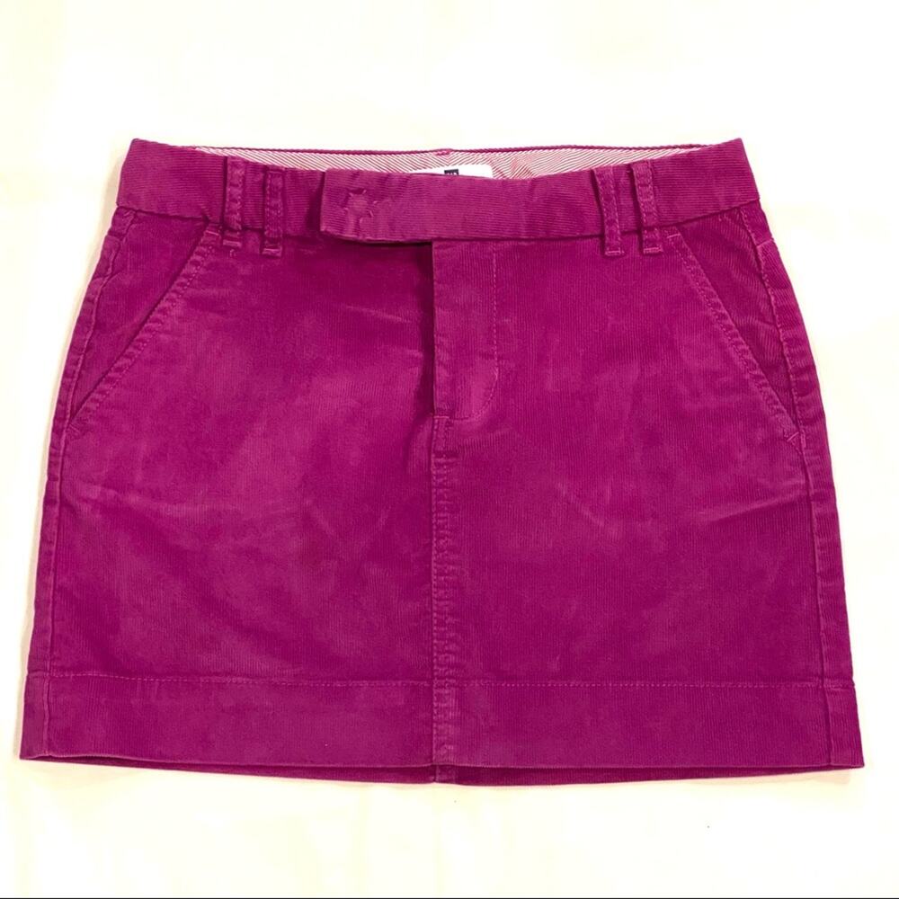 GAP 2 Magenta Corduroy Mini Skirt 💥